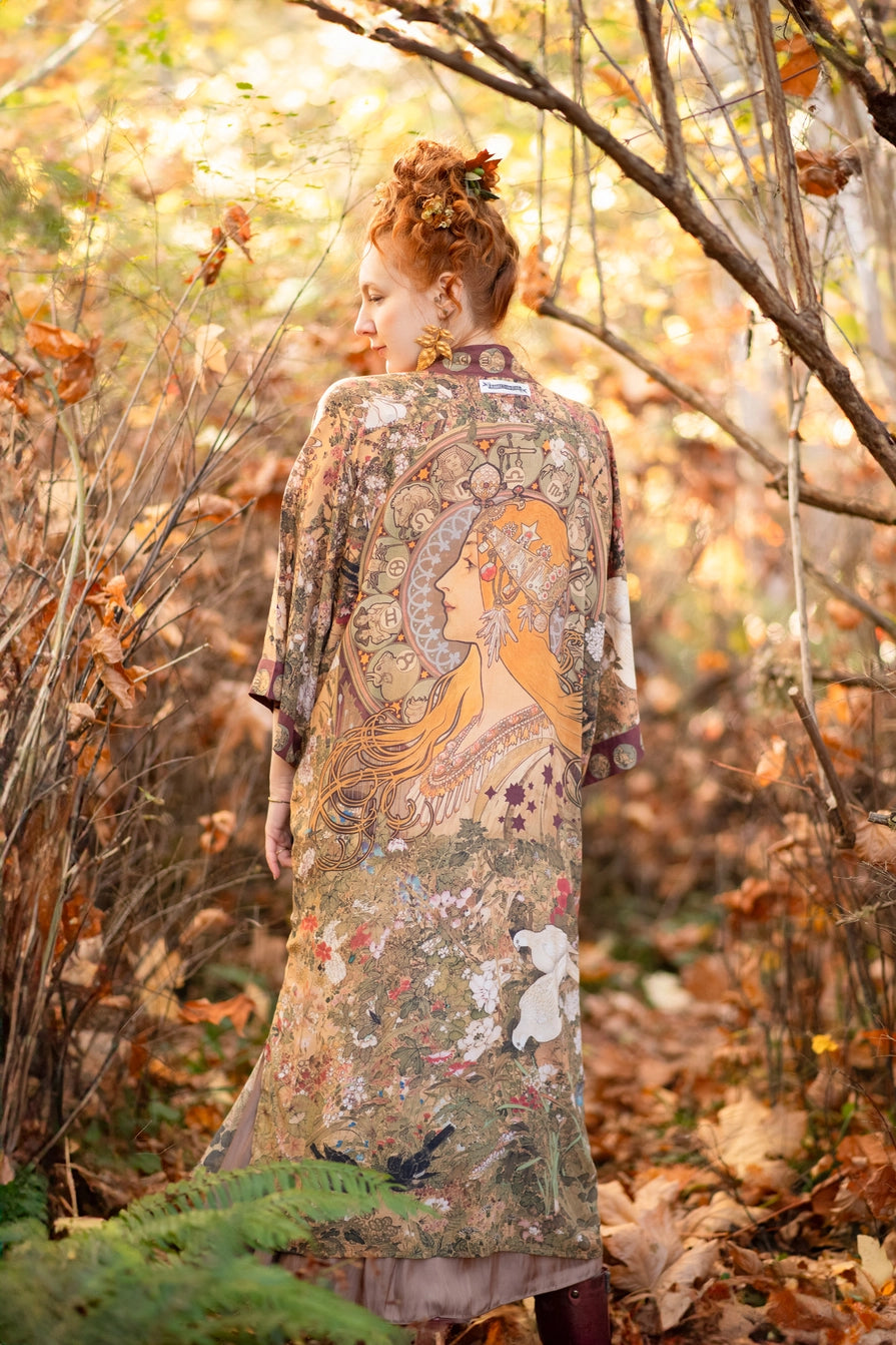 Dream Weaver Opera Duster Kimono Robe w/ Zodiac Signs