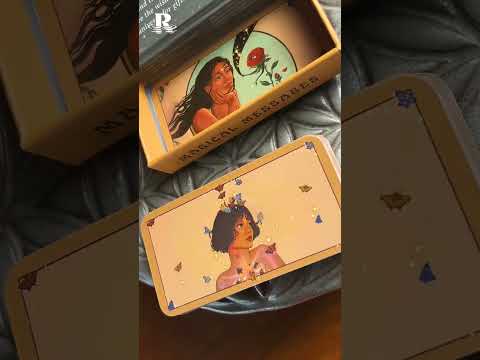 Flip through of Magical Messages from the Universe