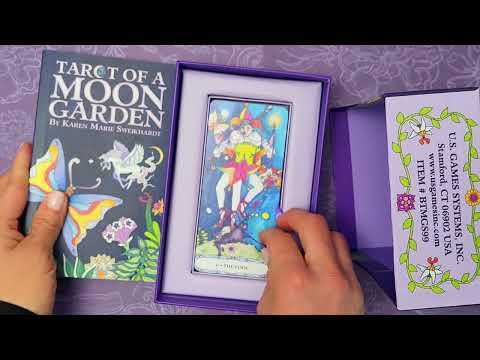 NEW ✨ Tarot of a Moon Garden: Borderless Deck & Book Set video flip-through